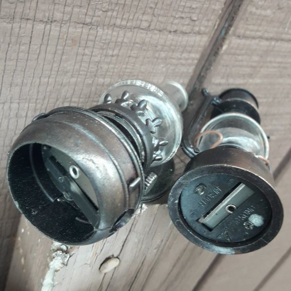 Mini Dollhouse Lanterns Cast Iron Pencil Sharpener Vintage Set of 2 Oil Lamps - Picture 2 of 10